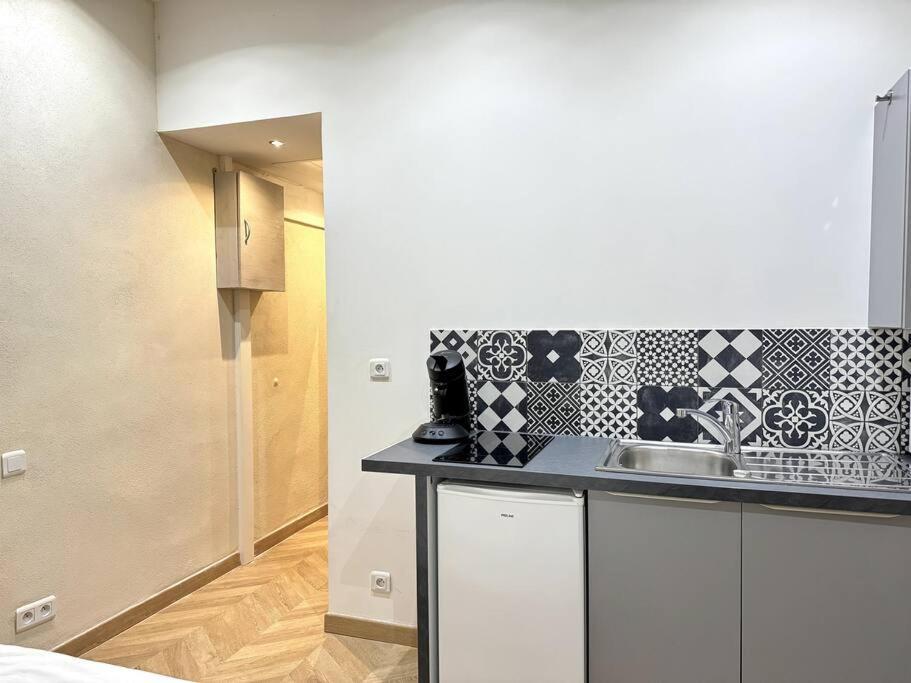 Studio Au Coeur Du Vieux Port Avec Clim Marseille Bagian luar foto